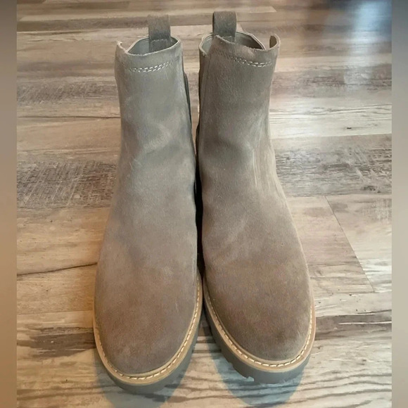 DV by Dolce Vita Shoes - Dolce Vita Womens Haily Boot Taupe Tan Suede Chelsea Chunky Lug Platform
